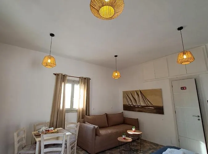 Дом отдыха Poudas House *