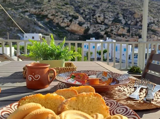 Poudas House Holiday home